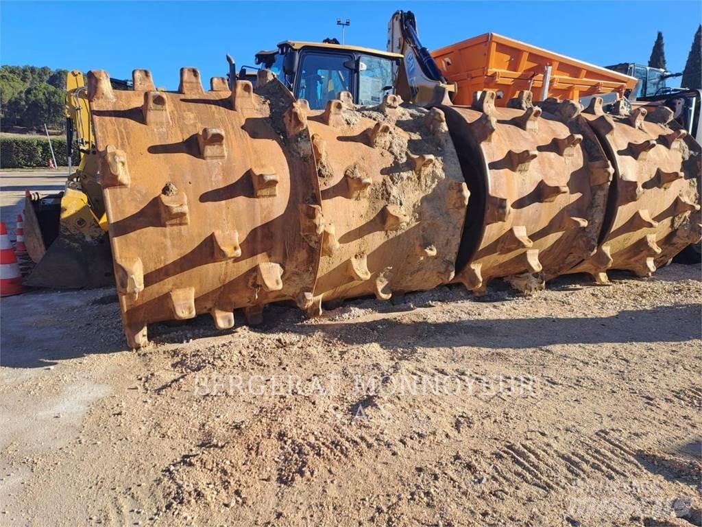 CAT 836K Ratiniai buldozeriai