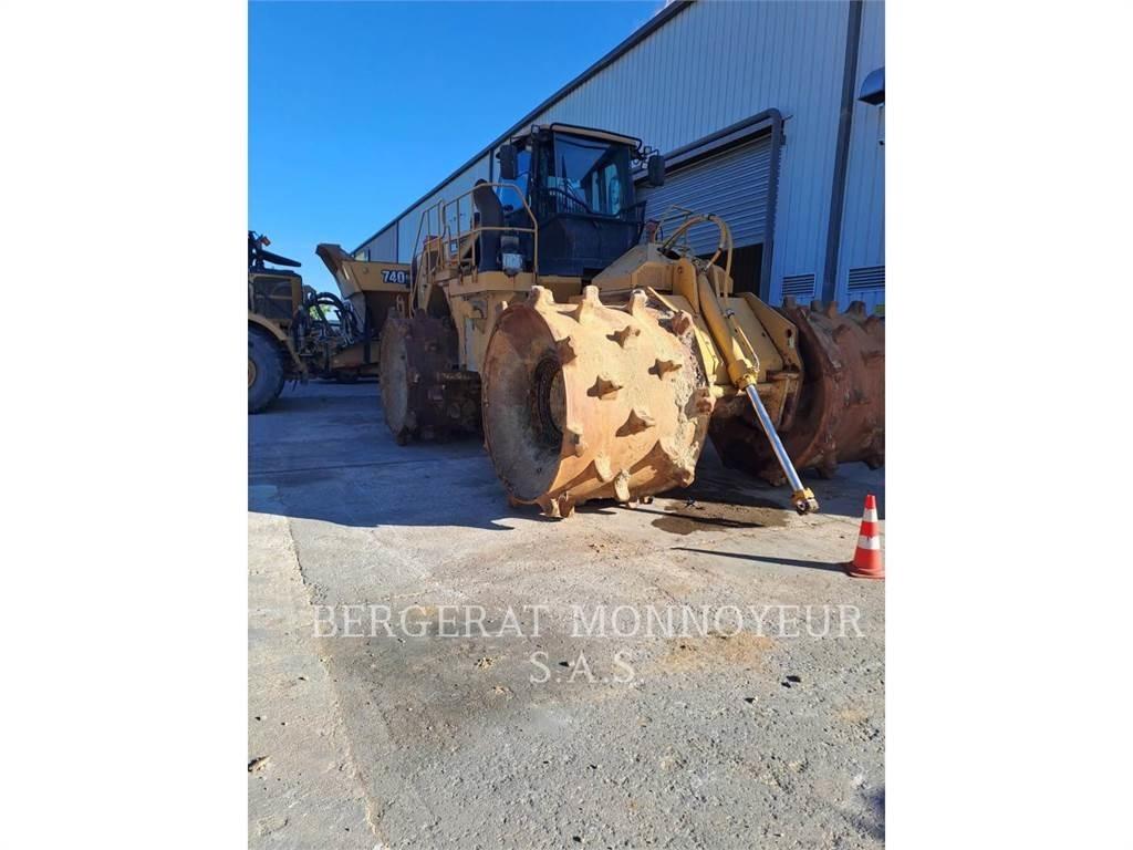 CAT 836K Ratiniai buldozeriai