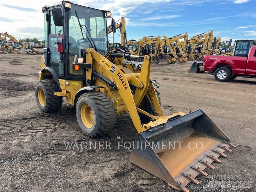 CAT 903D Naudoti ratiniai krautuvai