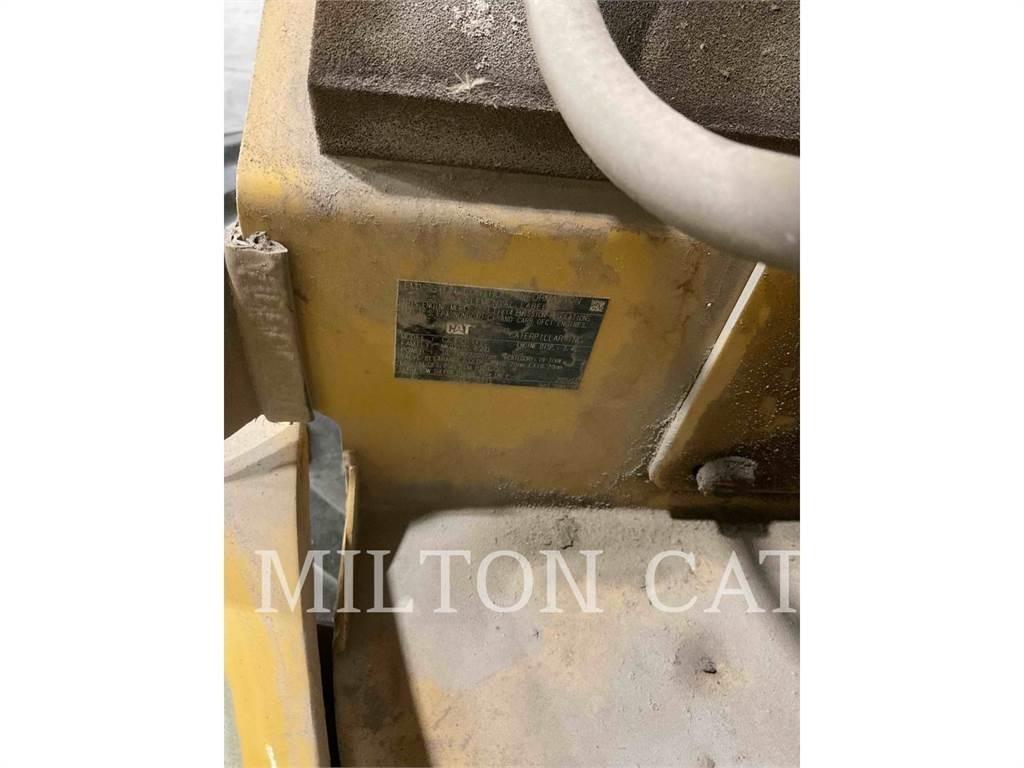 CAT 903D Naudoti ratiniai krautuvai