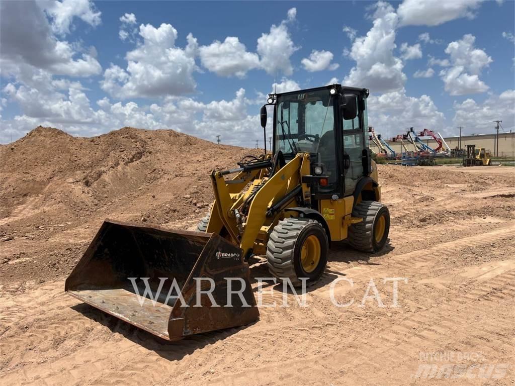 CAT 903D Naudoti ratiniai krautuvai