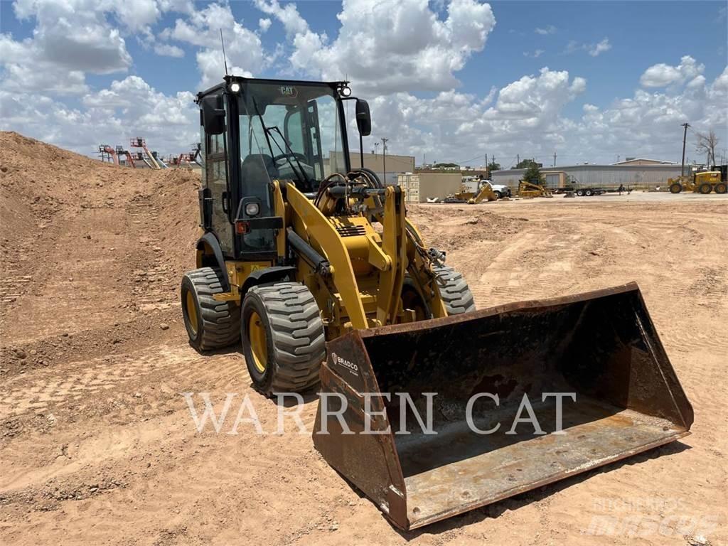 CAT 903D Naudoti ratiniai krautuvai