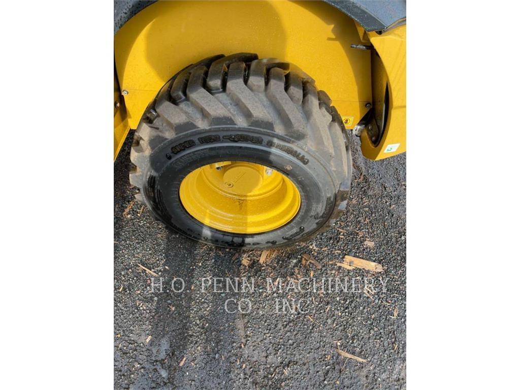 CAT 903D Naudoti ratiniai krautuvai