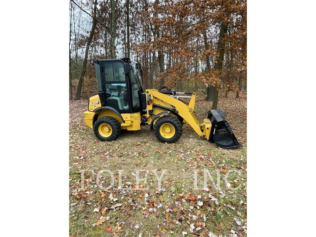 CAT 903D Naudoti ratiniai krautuvai