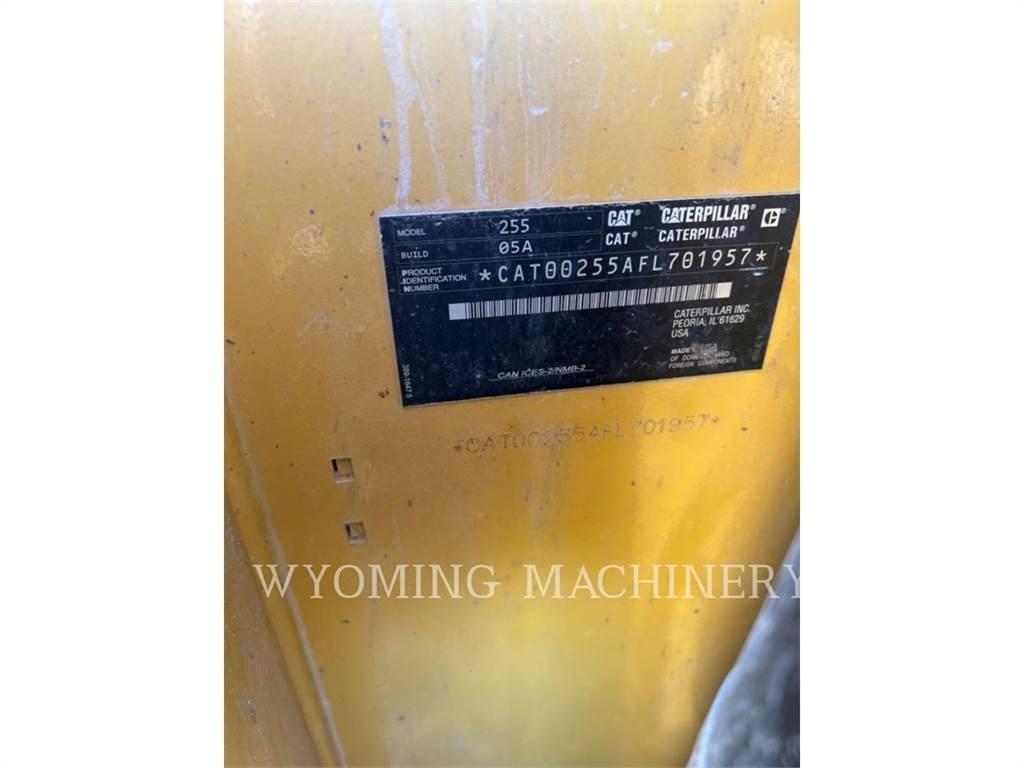 CAT 906 Naudoti ratiniai krautuvai