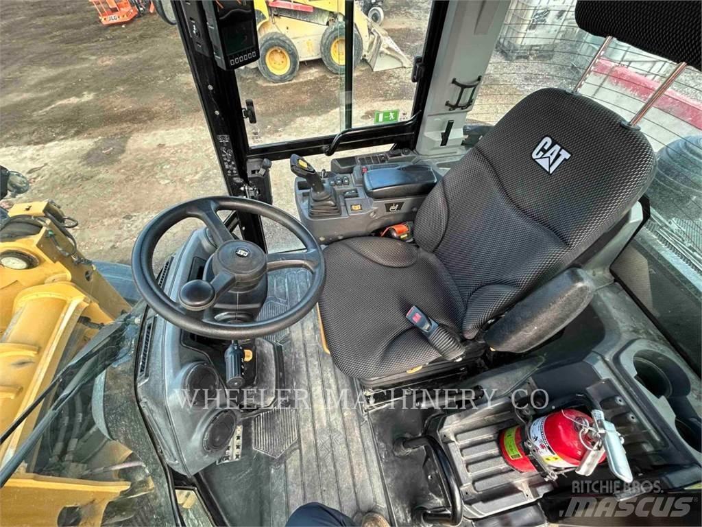 CAT 906 Naudoti ratiniai krautuvai