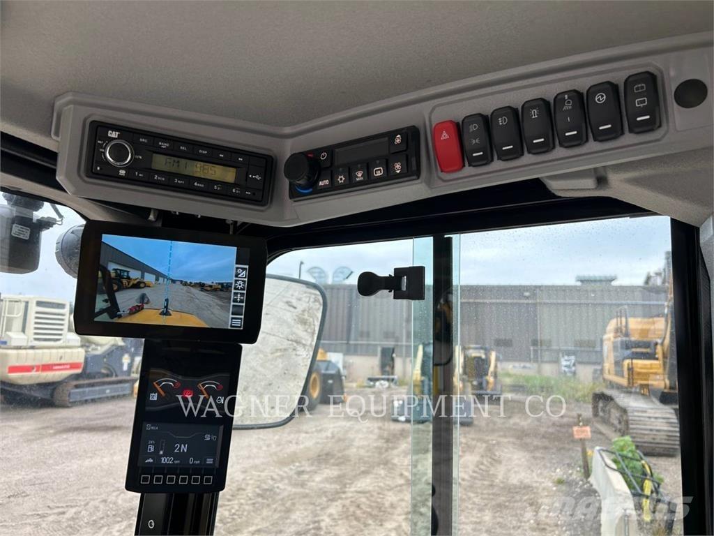 CAT 906 Naudoti ratiniai krautuvai