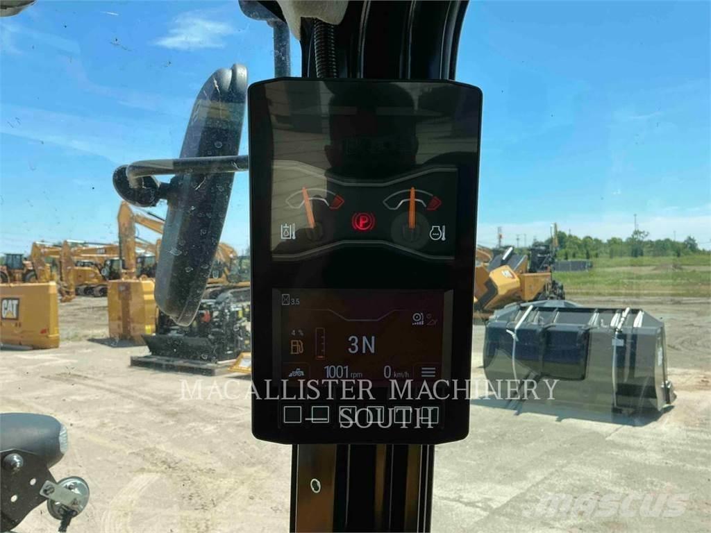 CAT 906 Naudoti ratiniai krautuvai