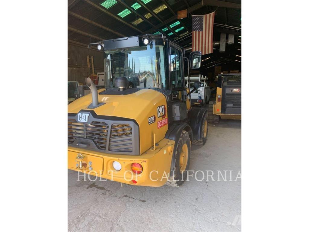 CAT 906 Naudoti ratiniai krautuvai