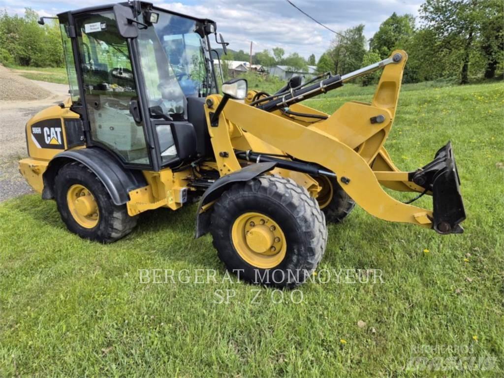CAT 906H Naudoti ratiniai krautuvai
