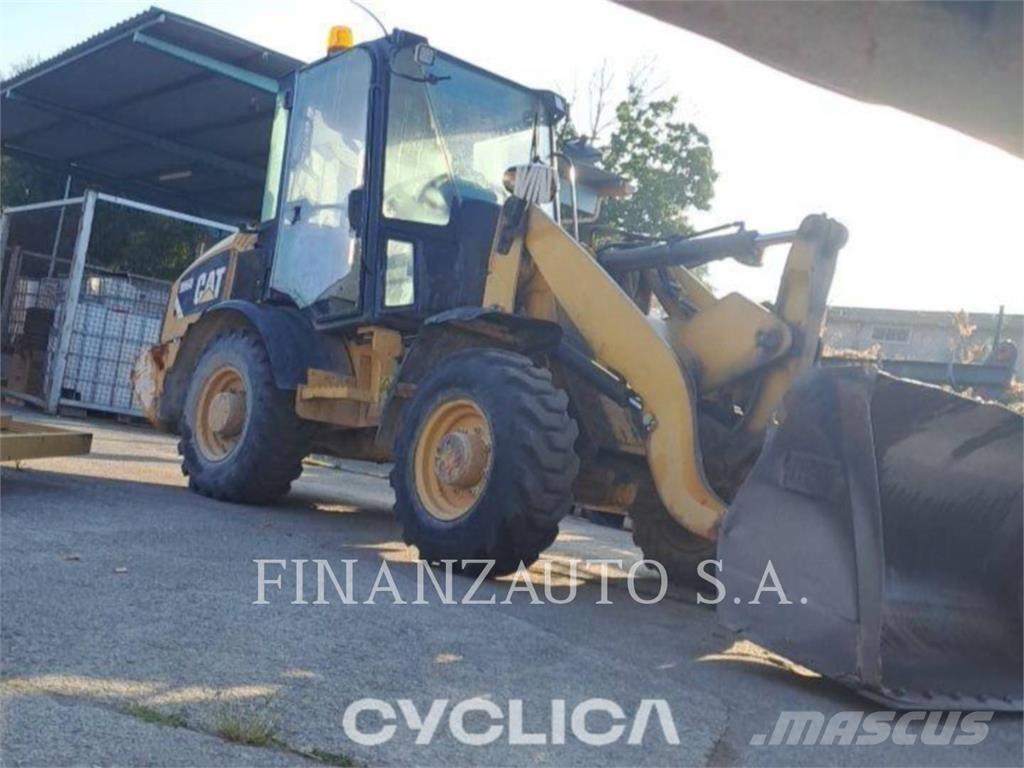 CAT 906H Naudoti ratiniai krautuvai
