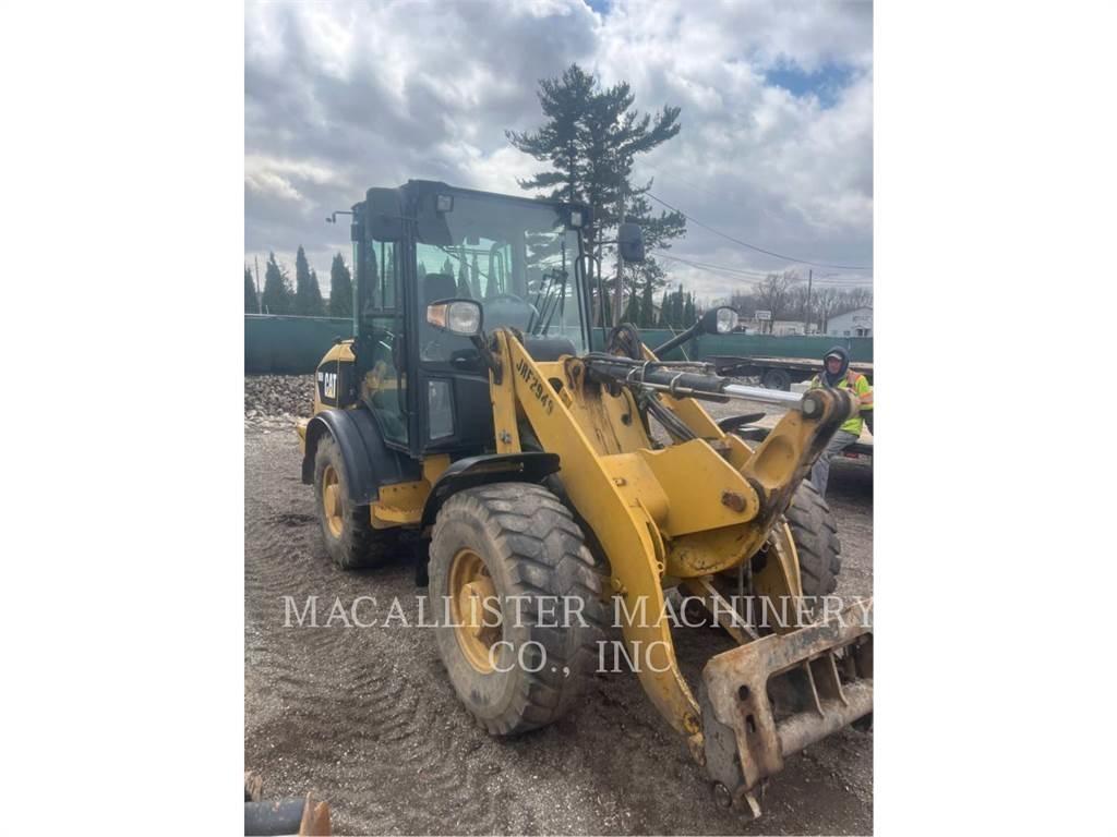 CAT 906H2 Naudoti ratiniai krautuvai