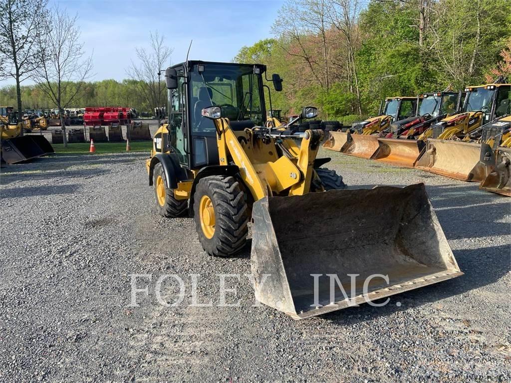 CAT 906H2 Naudoti ratiniai krautuvai