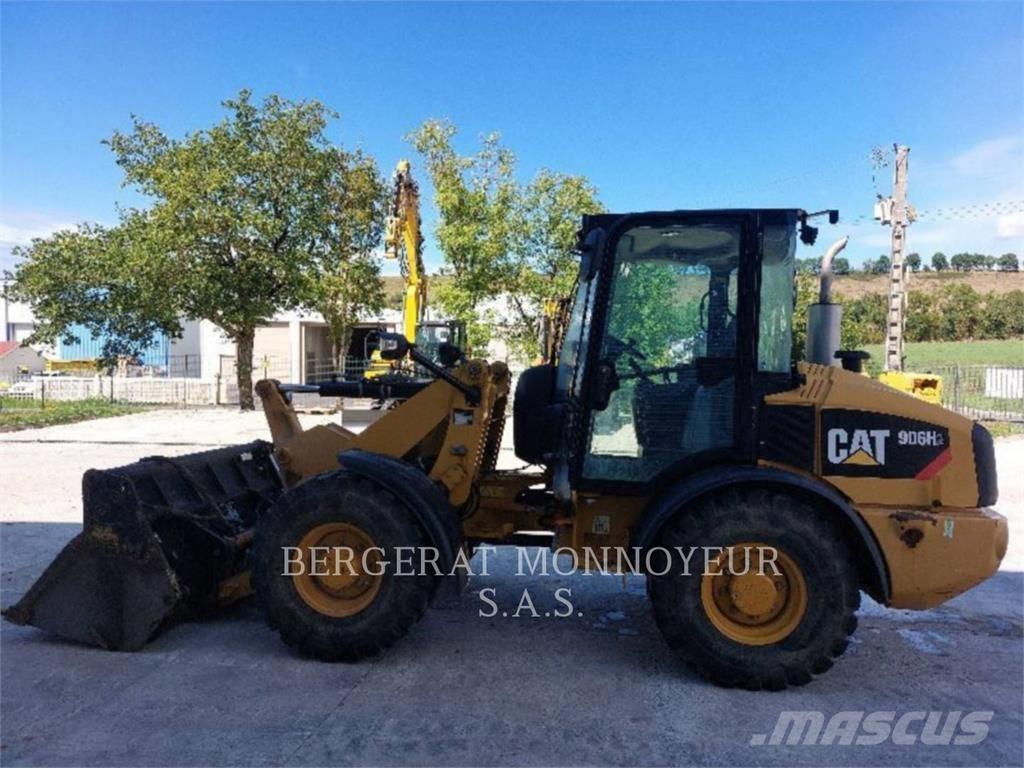 CAT 906H2 Naudoti ratiniai krautuvai