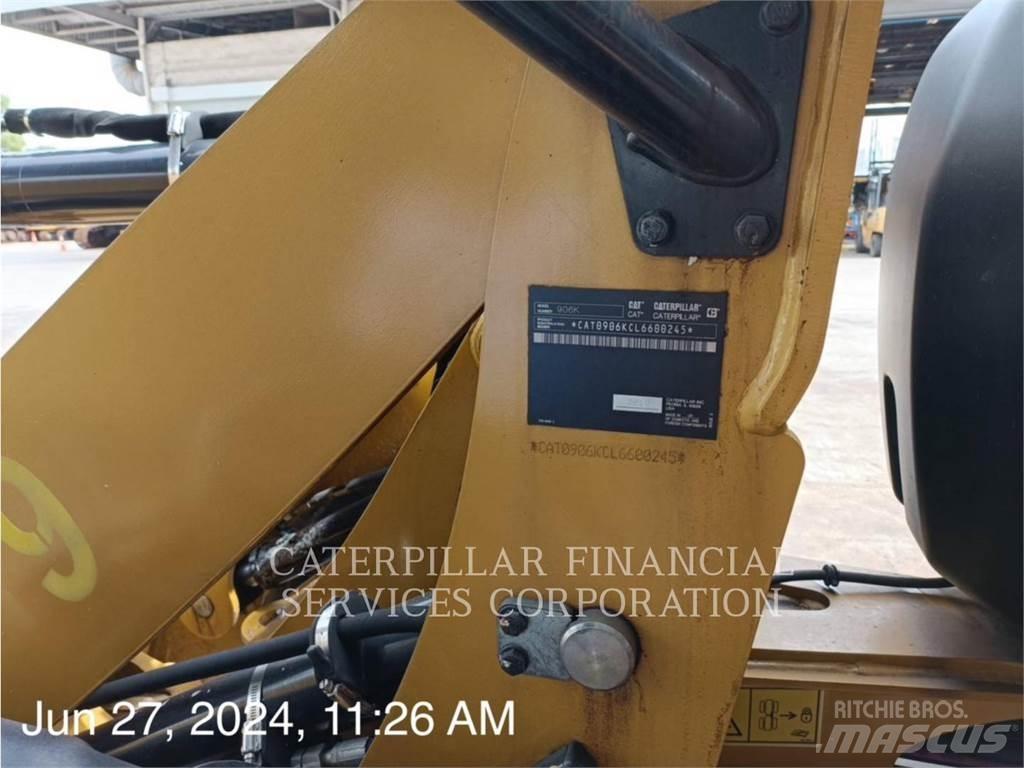 CAT 906K Naudoti ratiniai krautuvai