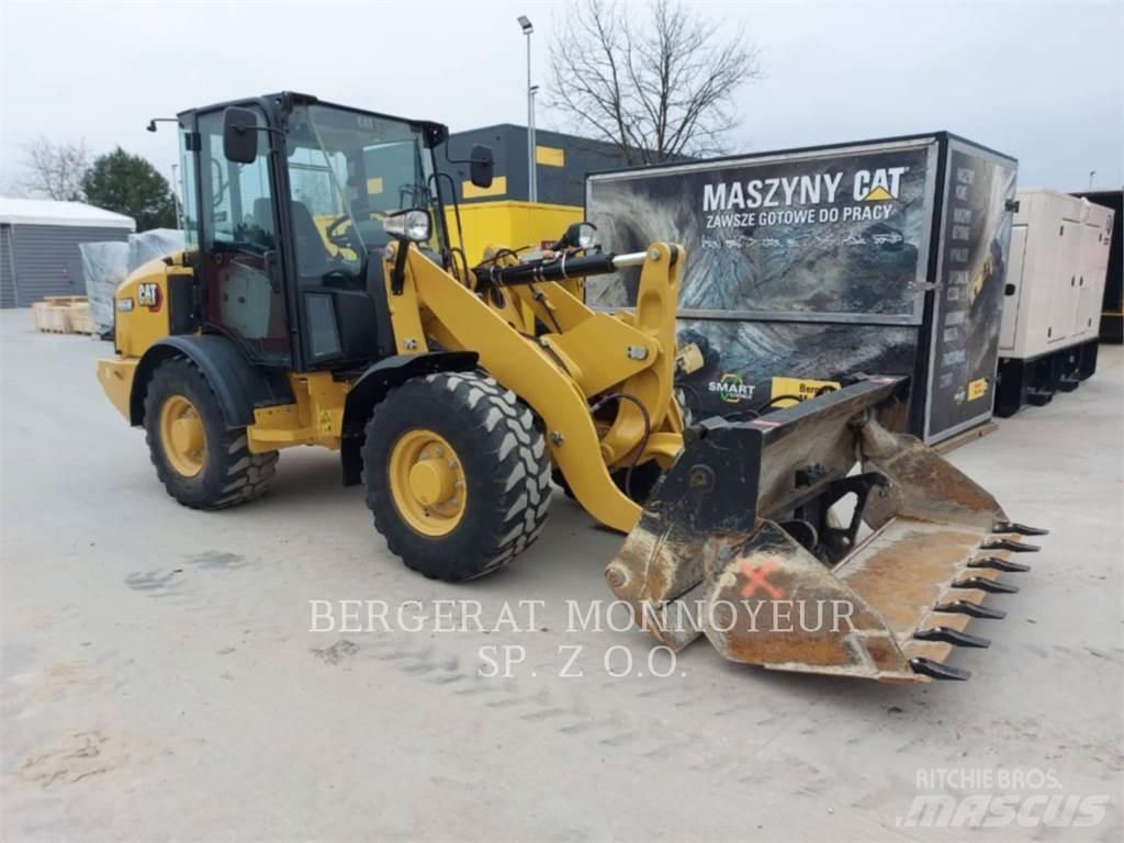 CAT 906M Naudoti ratiniai krautuvai