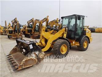 CAT 906M Naudoti ratiniai krautuvai