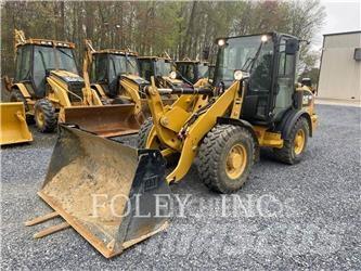CAT 906M Naudoti ratiniai krautuvai