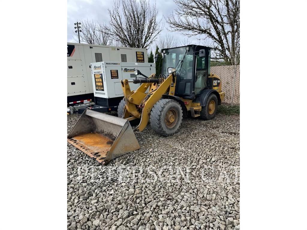 CAT 906M Naudoti ratiniai krautuvai