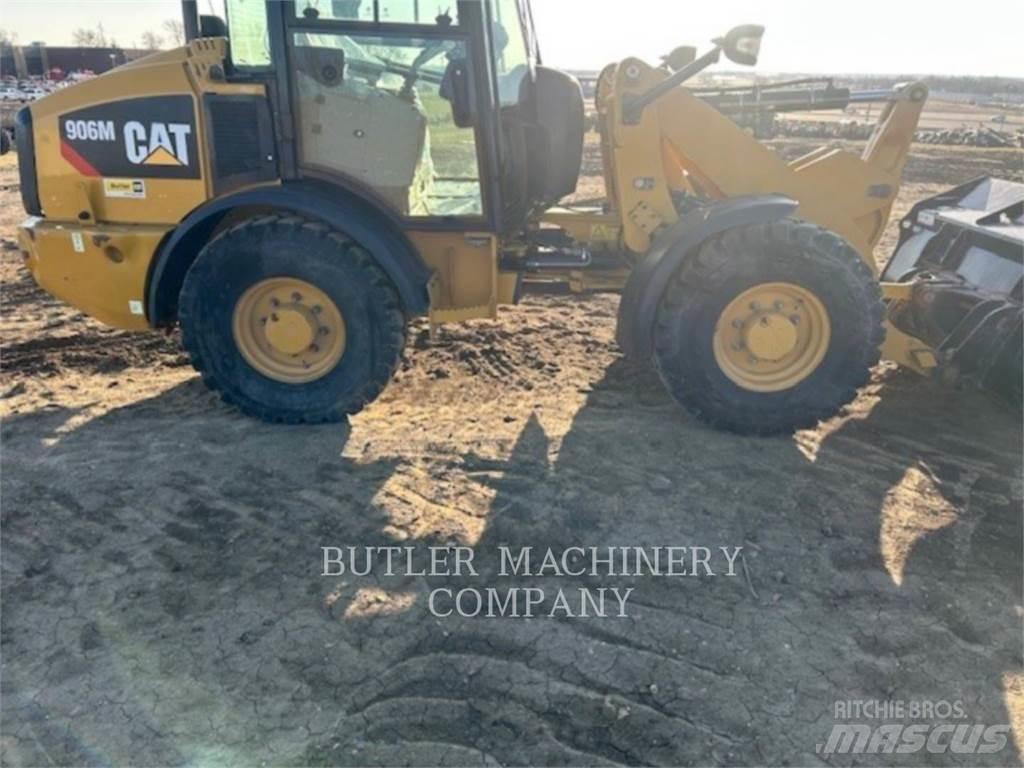 CAT 906M Naudoti ratiniai krautuvai