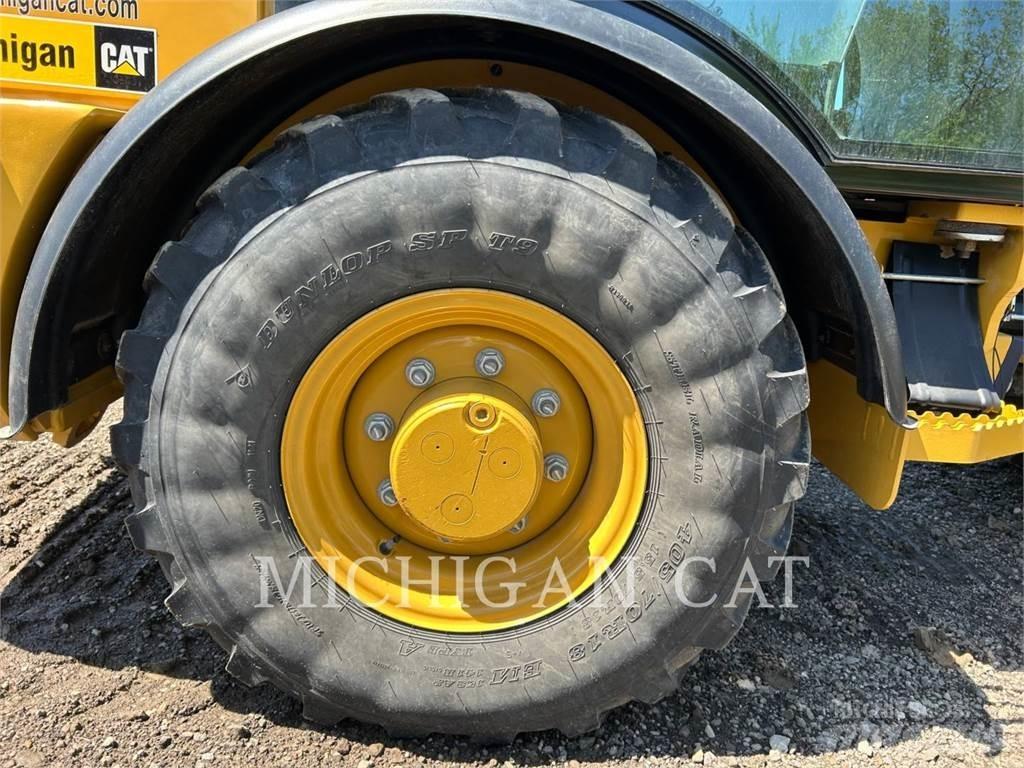 CAT 906M C Naudoti ratiniai krautuvai