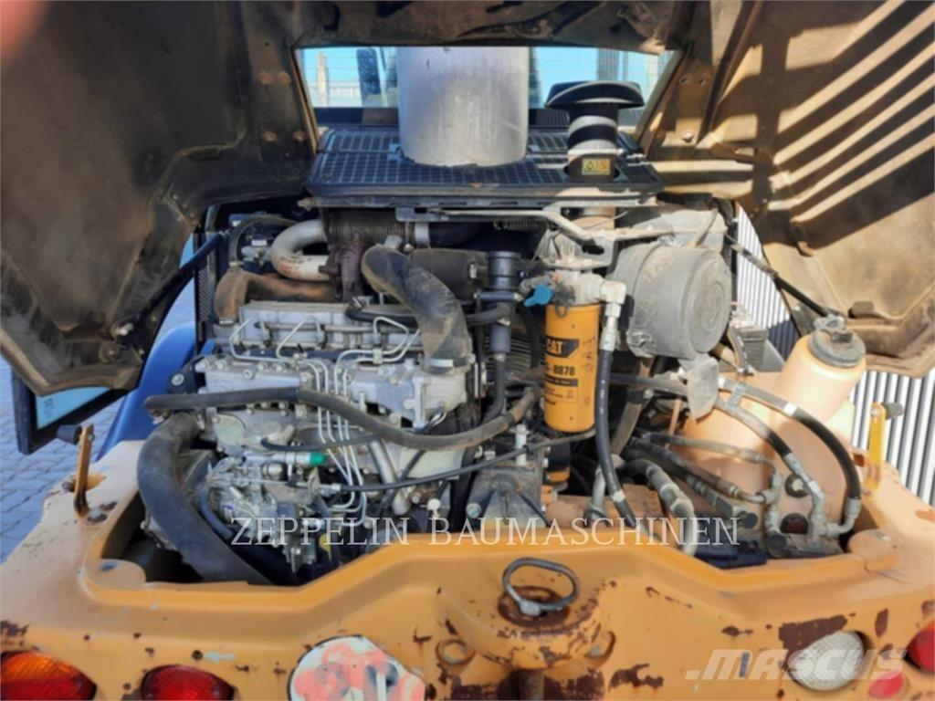 CAT 907H Naudoti ratiniai krautuvai