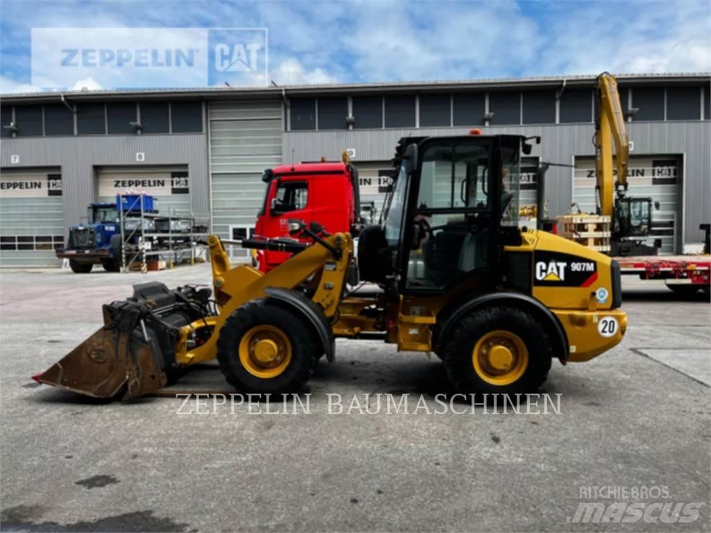 CAT 907M Naudoti ratiniai krautuvai
