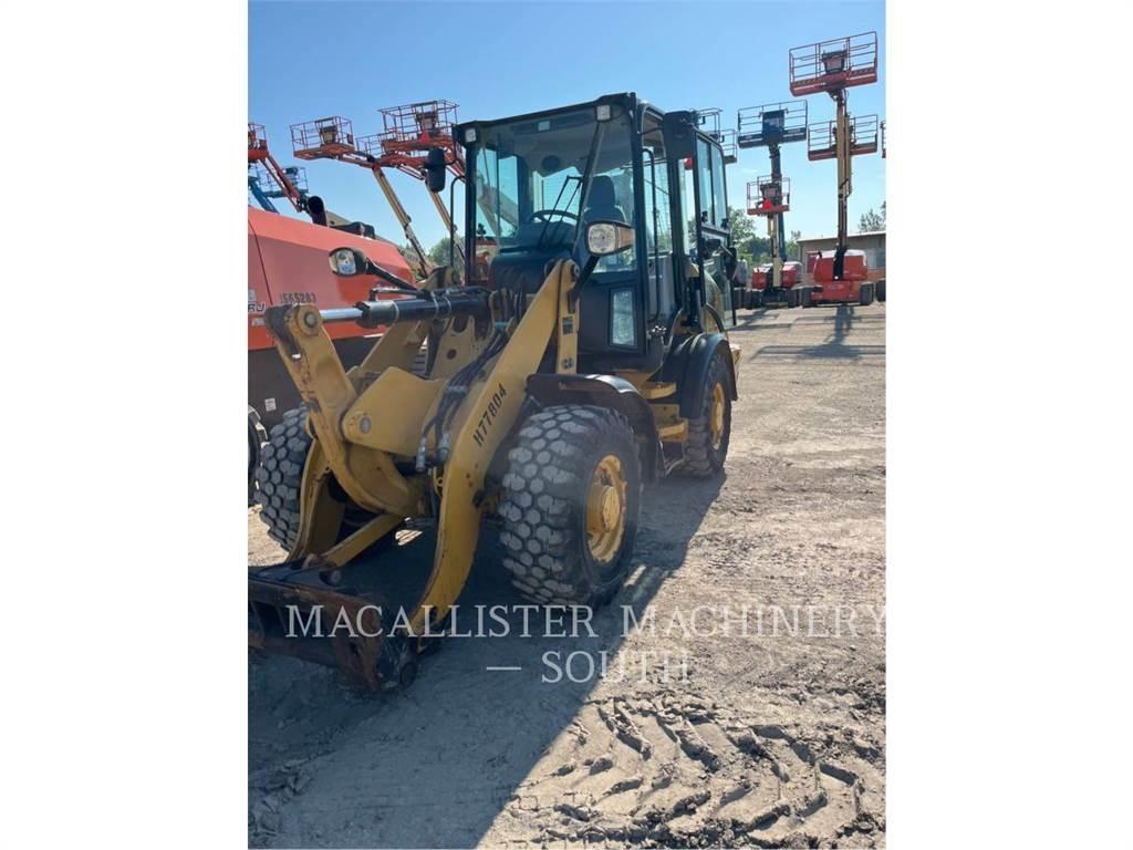 CAT 907M Naudoti ratiniai krautuvai