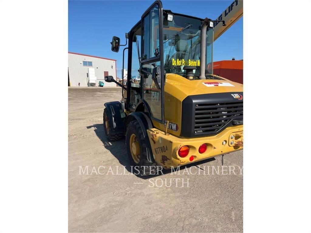CAT 907M Naudoti ratiniai krautuvai