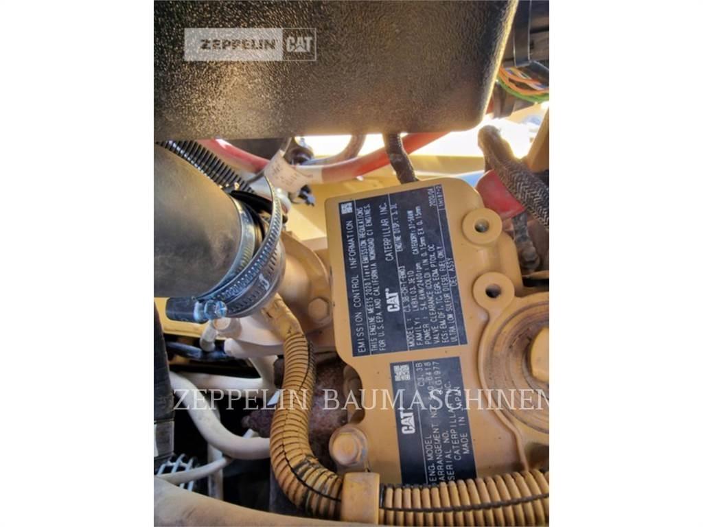 CAT 907M Naudoti ratiniai krautuvai