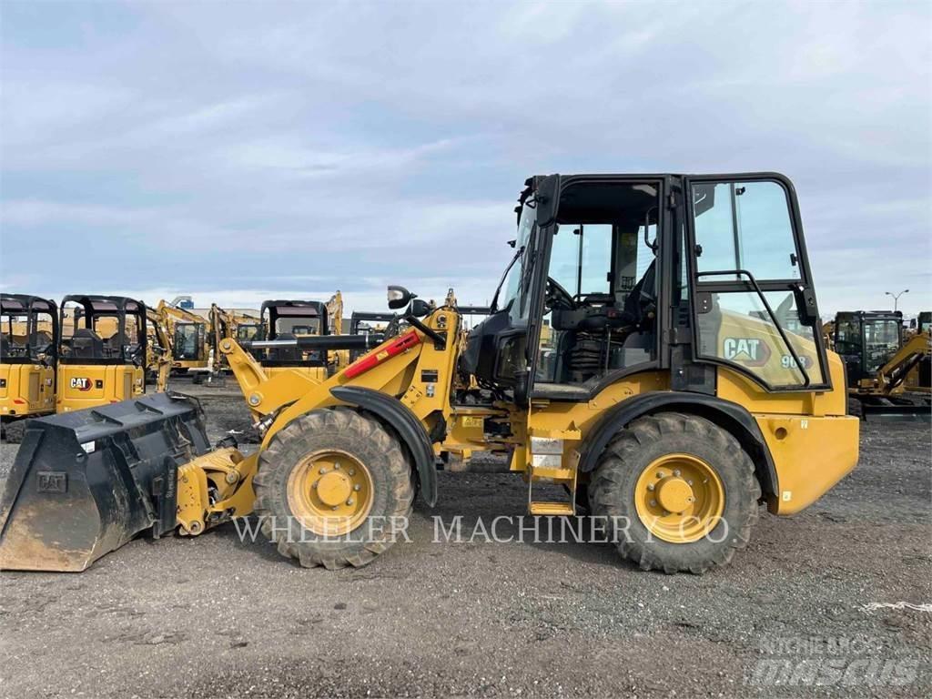 CAT 908 Naudoti ratiniai krautuvai