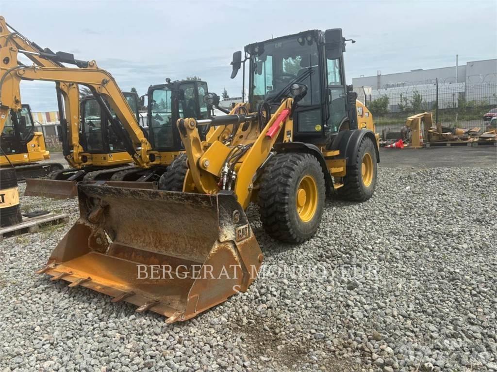 CAT 908 Naudoti ratiniai krautuvai