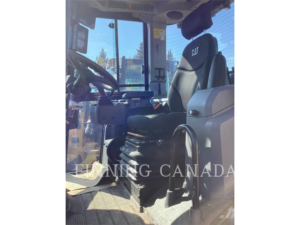 CAT 908 Naudoti ratiniai krautuvai