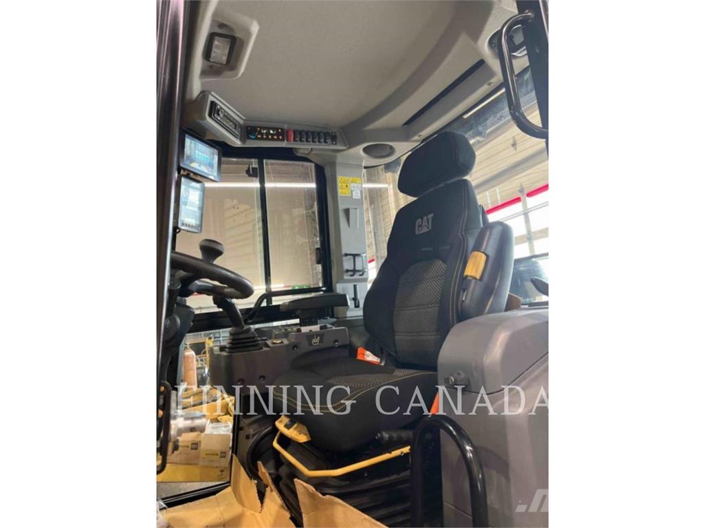 CAT 908 Naudoti ratiniai krautuvai