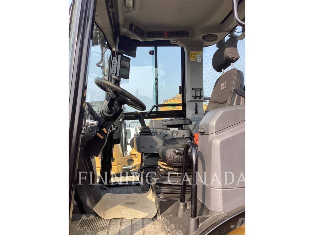 CAT 908 Naudoti ratiniai krautuvai