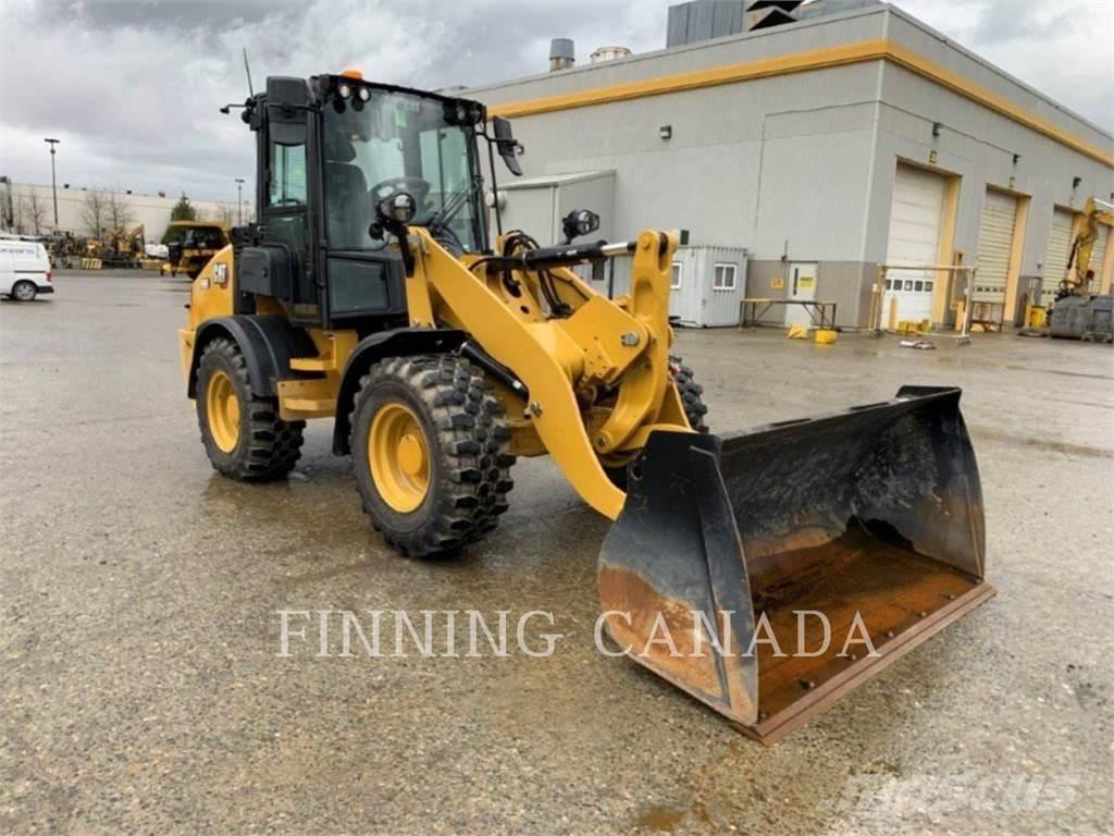 CAT 908-14 Naudoti ratiniai krautuvai