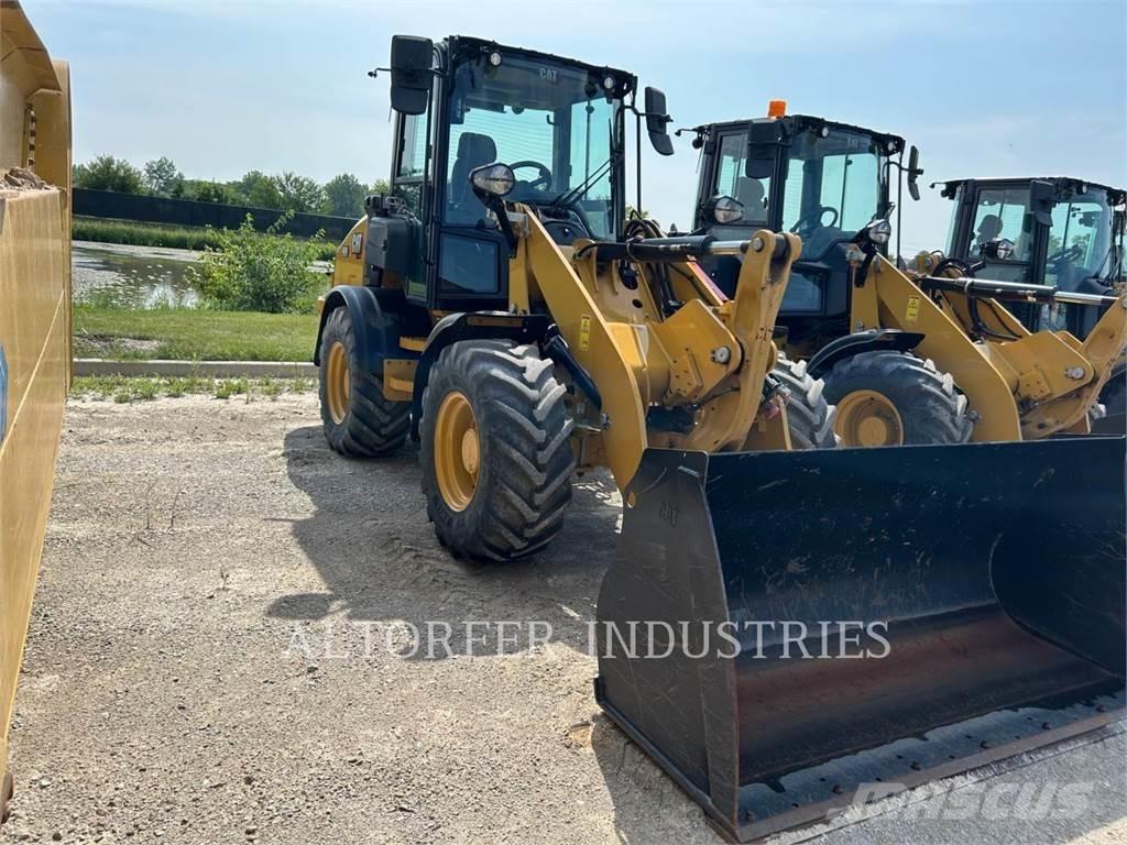 CAT 908-14 Naudoti ratiniai krautuvai