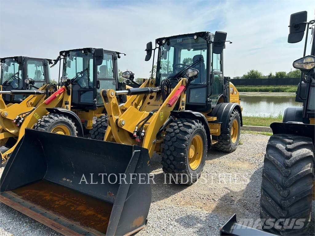 CAT 908-14 Naudoti ratiniai krautuvai