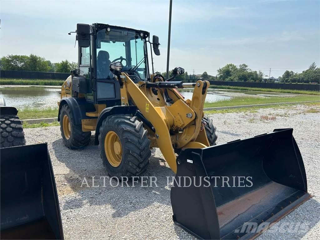 CAT 908-14 Naudoti ratiniai krautuvai