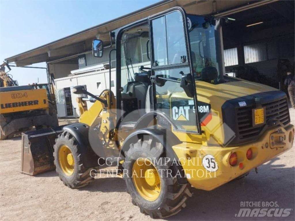 CAT 908 M Naudoti ratiniai krautuvai