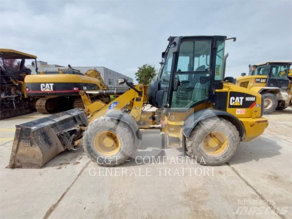 CAT 908 M Naudoti ratiniai krautuvai