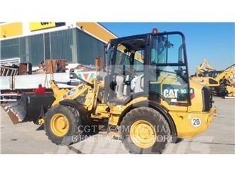 CAT 908 M Naudoti ratiniai krautuvai