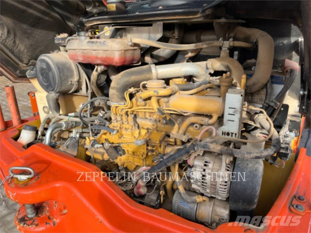 CAT 908H Naudoti ratiniai krautuvai