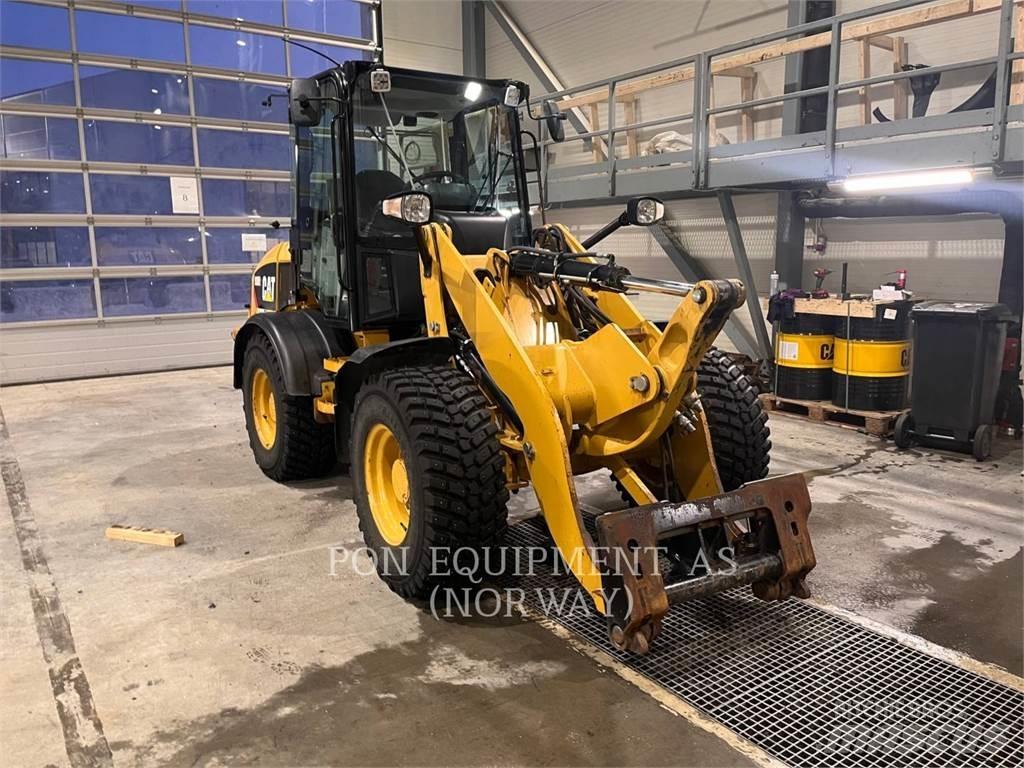 CAT 908H2 Naudoti ratiniai krautuvai