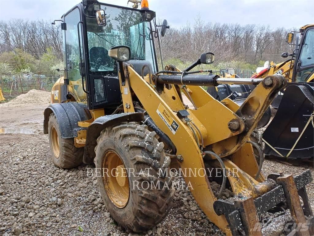 CAT 908H2 Naudoti ratiniai krautuvai