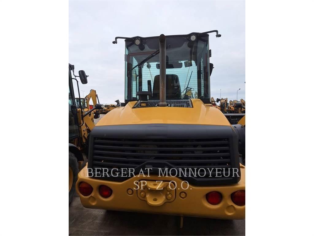 CAT 908M Naudoti ratiniai krautuvai