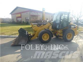 CAT 908M Naudoti ratiniai krautuvai