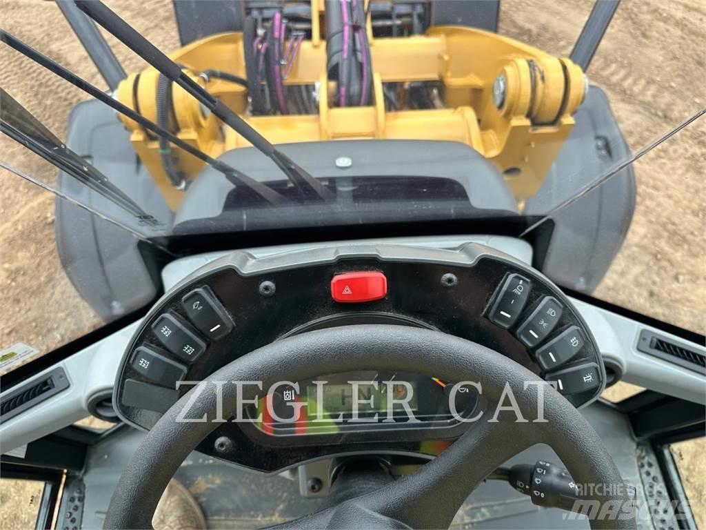 CAT 908M Naudoti ratiniai krautuvai