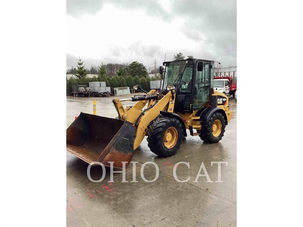 CAT 908M Mini krautuvai