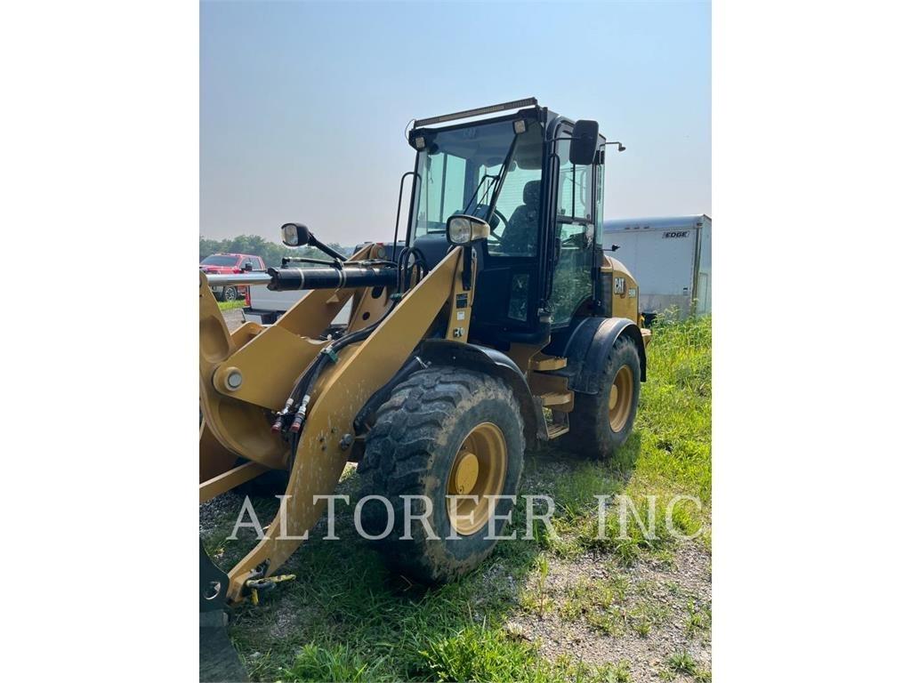 CAT 908M Mini krautuvai